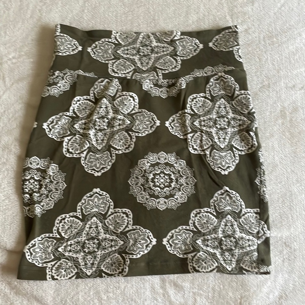 Bodycon mini skirt